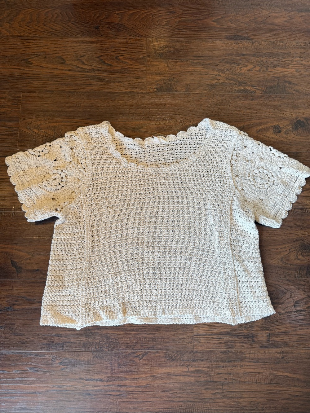 Solitaire Cream Crochet Short-Sleeve Boxy Blouse